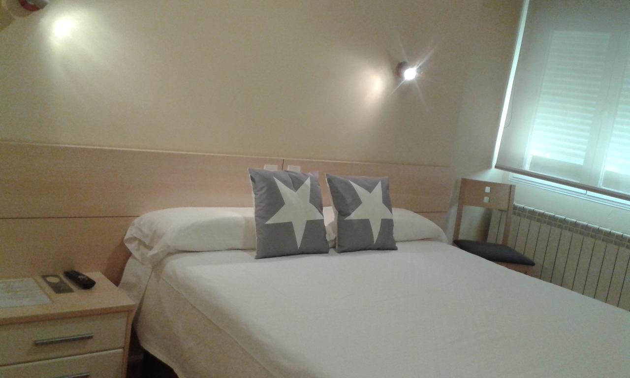 Hostal Europa Castejón Dış mekan fotoğraf